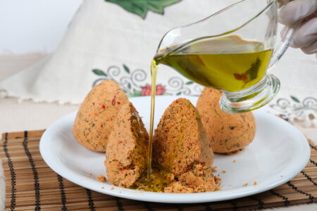 Hatay Yöresine Ait Çökelek/Baharatlı Lor Peynir- 1 Kg